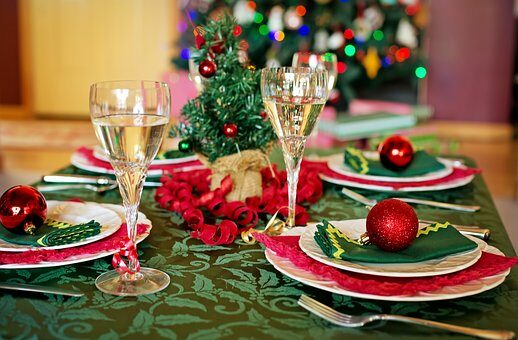 christmas-table-1909797__340-8014260