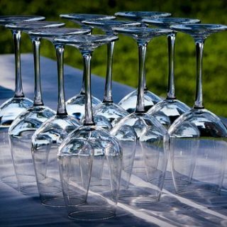 wine-glasses-176991__340-320x320-2686788